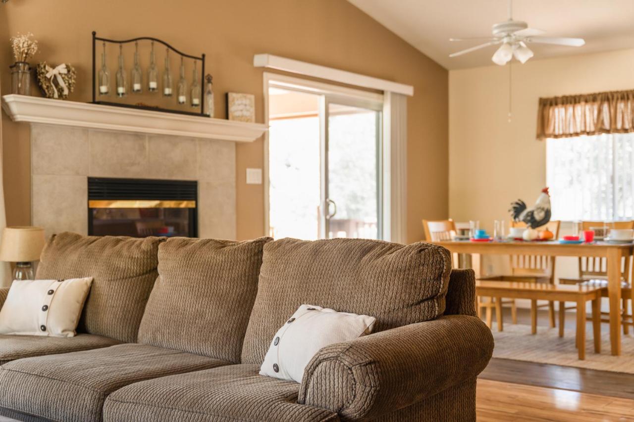 Lazy Squirrel - Cozy Family House With Full Game Room Кернвілль Екстер'єр фото